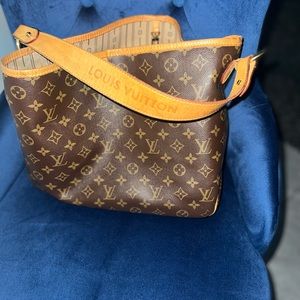 Authentic Louis Vuitton purse